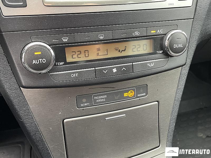 Toyota Avensis 13 toyota avensis 2009