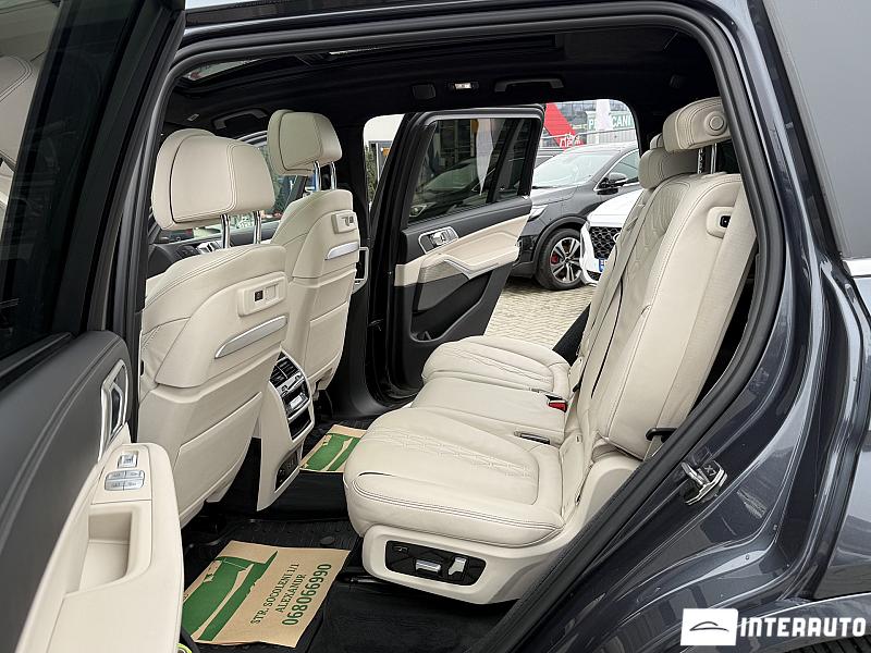 BMW X7 3.0d 20 bmw x7 3.0d 2019