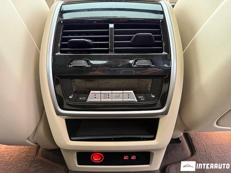 BMW X7 4.0i 15 bmw x7 4.0i 2019