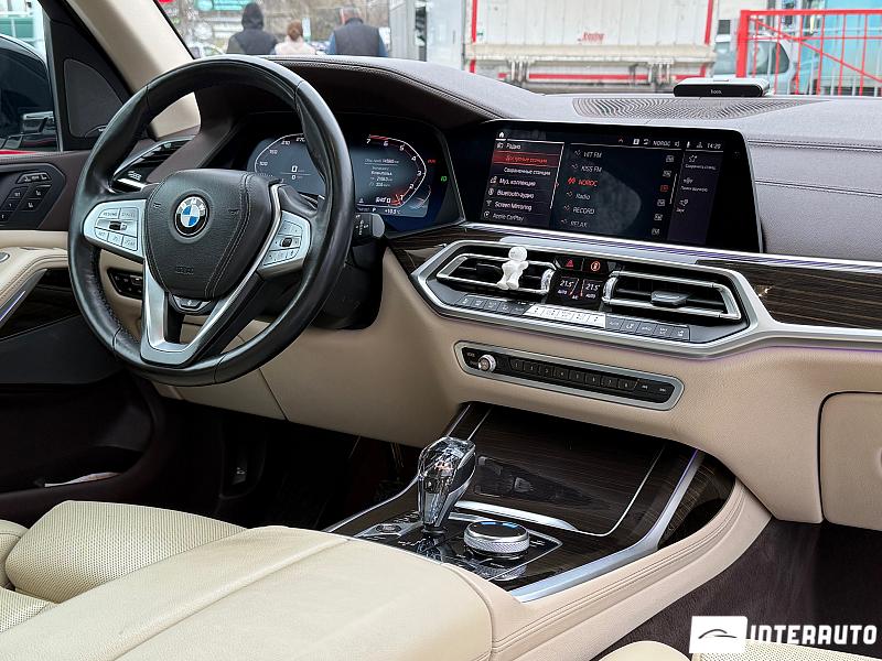 BMW X7 4.0i 7 bmw x7 4.0i 2019