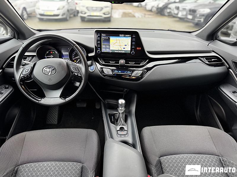 Toyota C-HR 15 toyota c-hr 2020