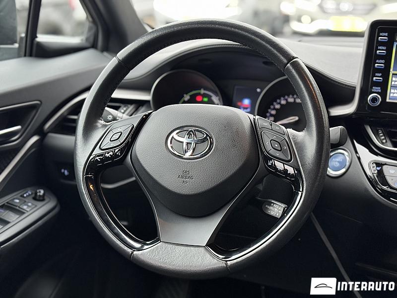 Toyota C-HR 10 toyota c-hr 2020