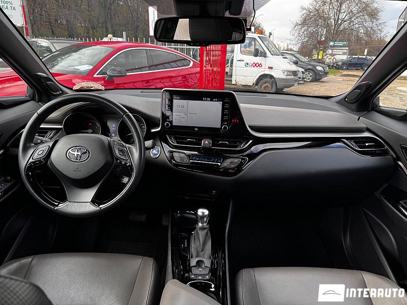 Toyota C-HR 7 toyota c-hr 2021