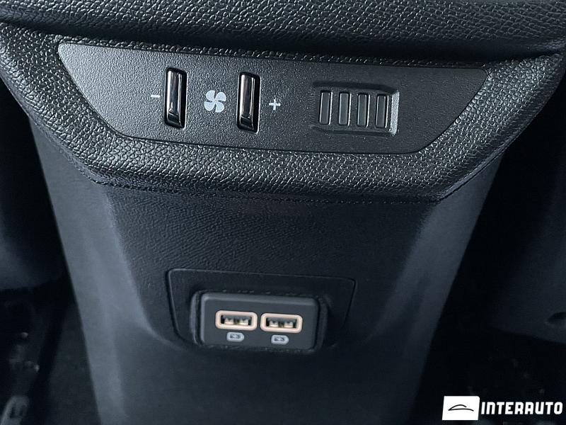 Peugeot 5008 17 peugeot 5008 2024