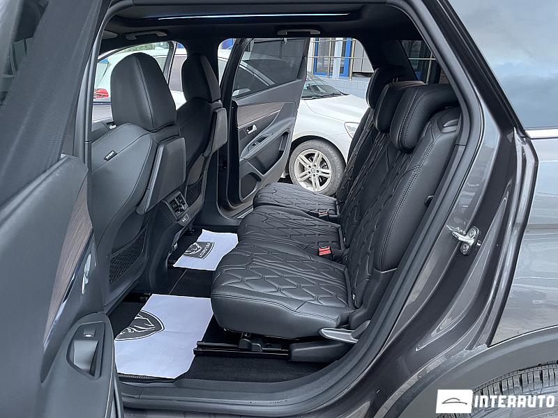 Peugeot 5008 16 peugeot 5008 2024