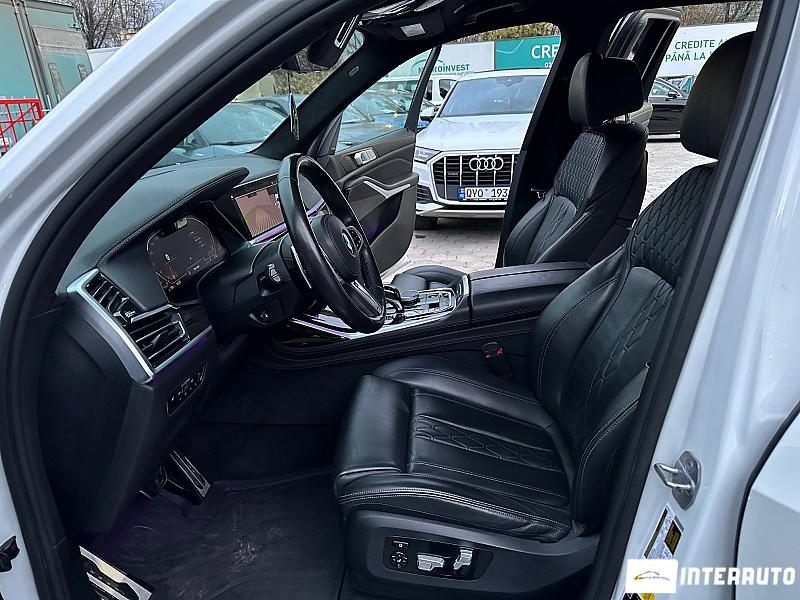 BMW X7 4.0i 5 bmw x7 4.0i 2020