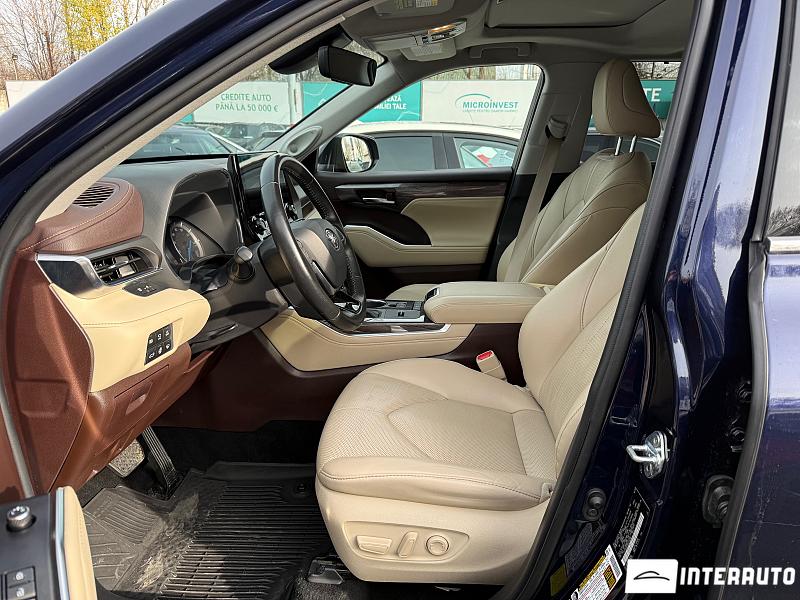 Toyota Highlander 7 toyota highlander 2020