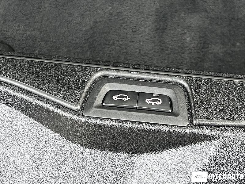 BMW X7 4.0i 30 bmw x7 4.0i 2019