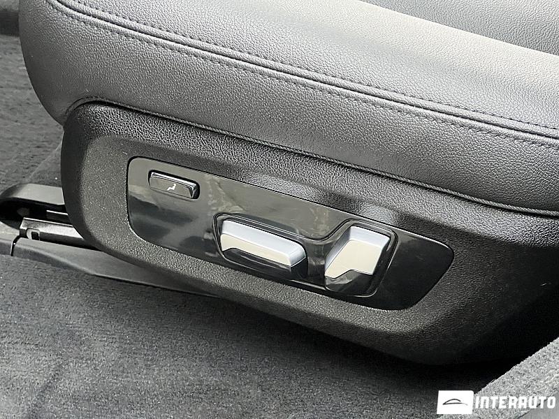 BMW X7 4.0i 26 bmw x7 4.0i 2019