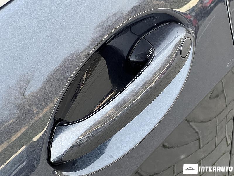 BMW X7 4.0i 21 bmw x7 4.0i 2019