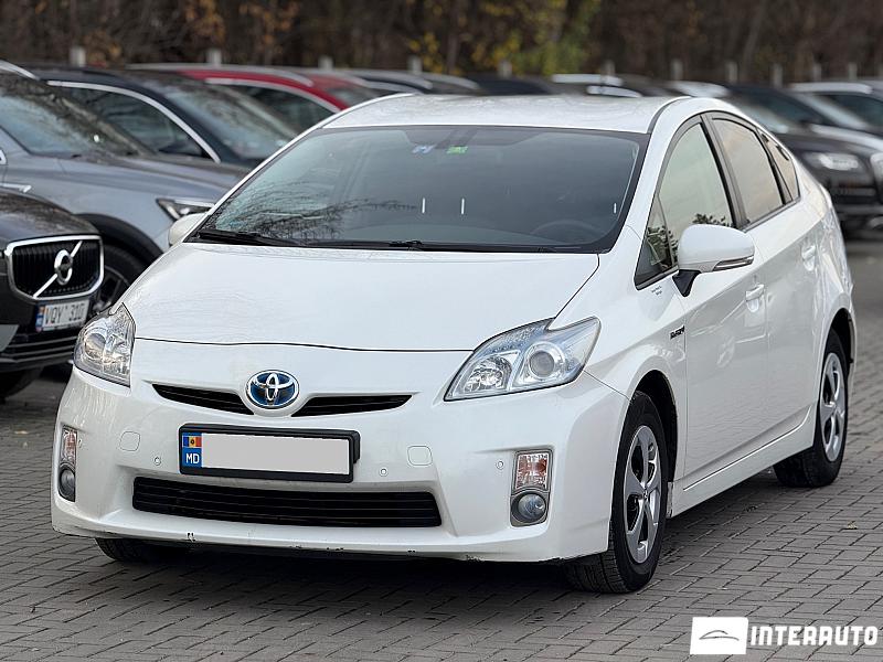 toyota prius 2010