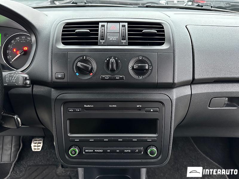 Skoda Fabia 12 skoda fabia 2013