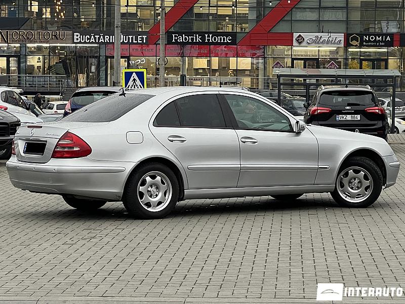 Mercedes E 200 3 mercedes e 200 2005