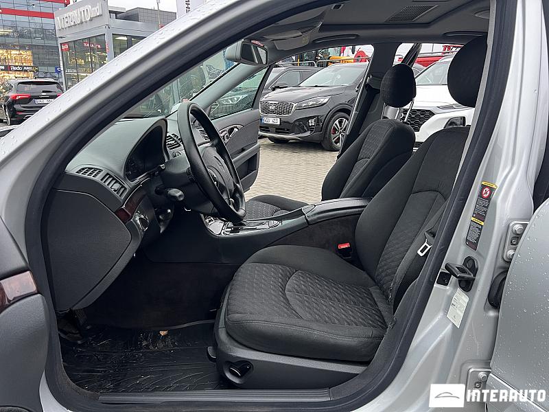 Mercedes E 200 5 mercedes e 200 2005