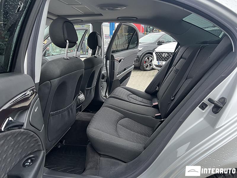 Mercedes E 200 12 mercedes e 200 2005