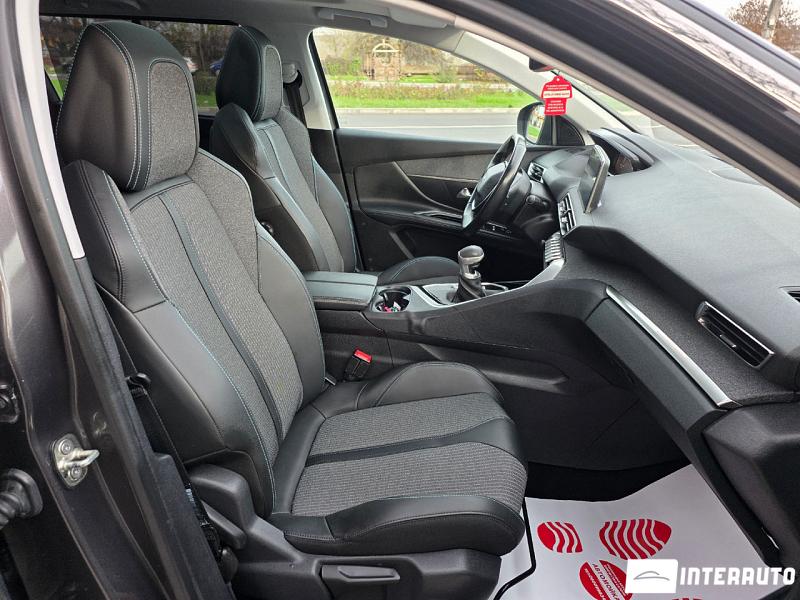 Peugeot 5008 12 peugeot 5008 2017