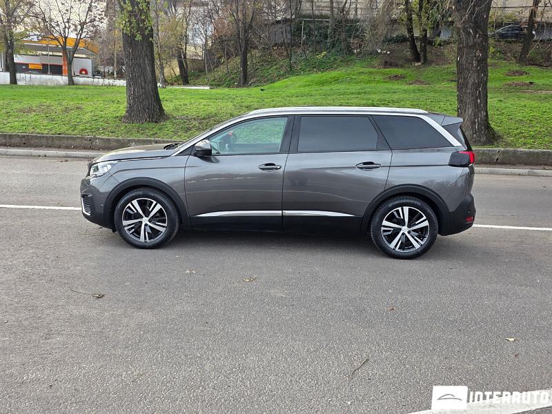 Peugeot 5008 5 peugeot 5008 2017