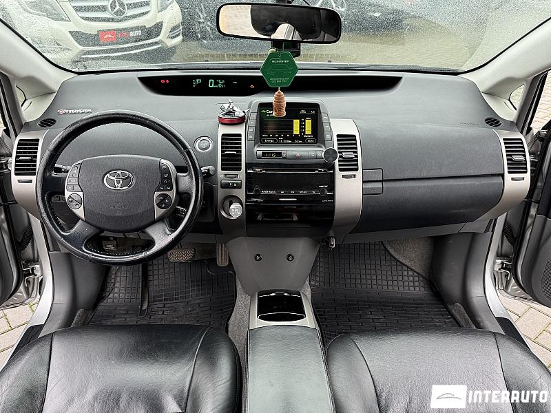 Toyota Prius 6 toyota prius 2008