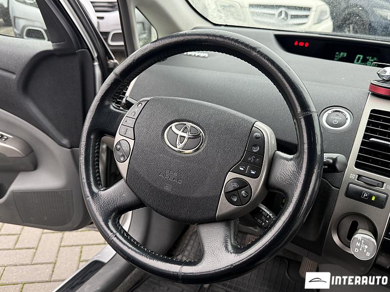 Toyota Prius 7 toyota prius 2008