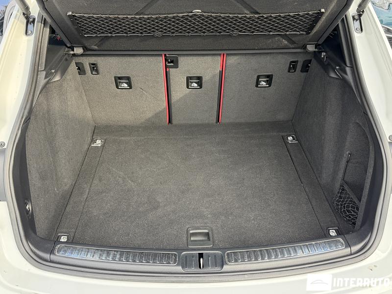 Porsche Macan 22 porsche macan 2019