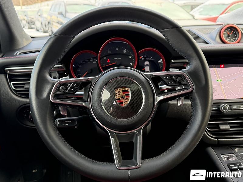 Porsche Macan 11 porsche macan 2019