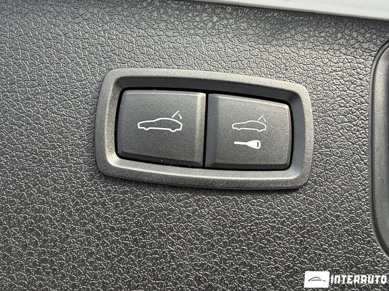 Porsche Macan 23 porsche macan 2019