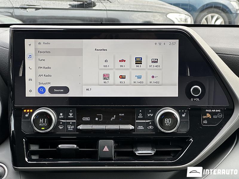 Toyota Highlander 9 toyota highlander 2023