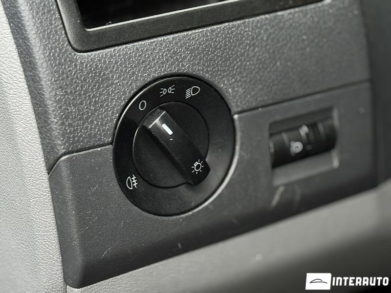 Volkswagen Transporter 9 volkswagen transporter 2009