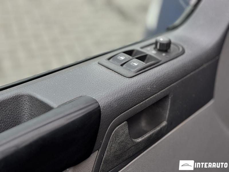 Volkswagen Transporter 6 volkswagen transporter 2009