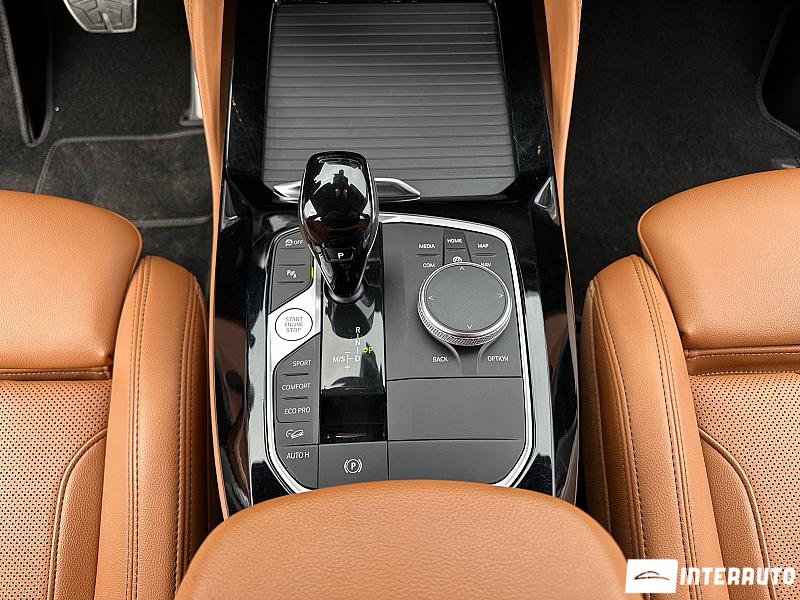 BMW X4 2.0D 12 bmw x4 2.0d 2023