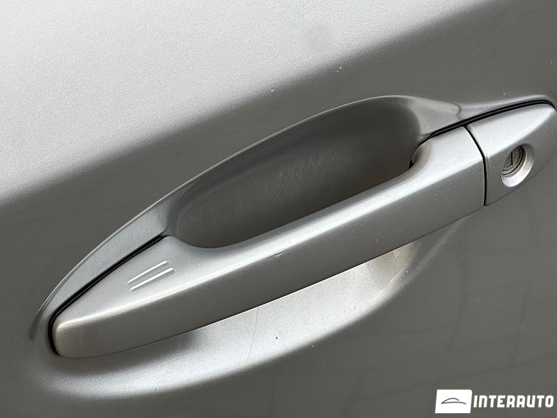 Toyota Prius 16 toyota prius 2010