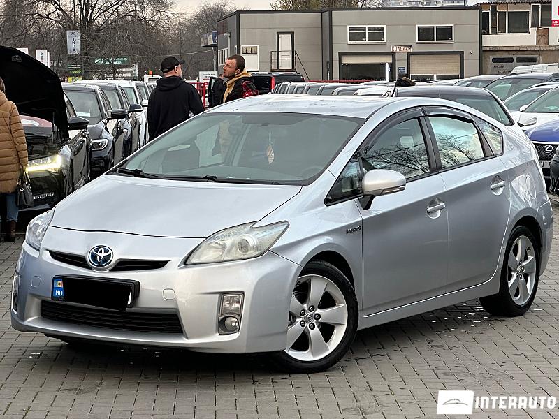 toyota prius 2010