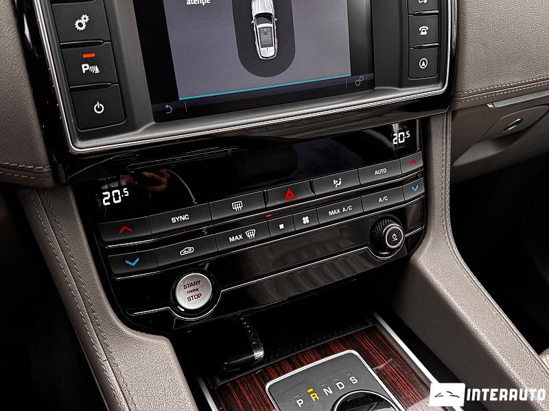 Jaguar F-Pace 11 jaguar f-pace 2017