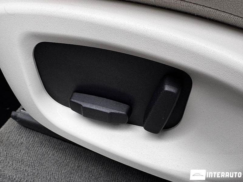 Jaguar F-Pace 17 jaguar f-pace 2017