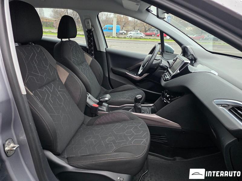 Peugeot 2008 11 peugeot 2008 2015