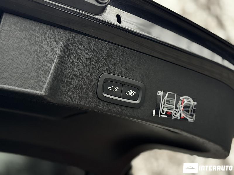 Volvo XC 40 6 volvo xc 40 2021