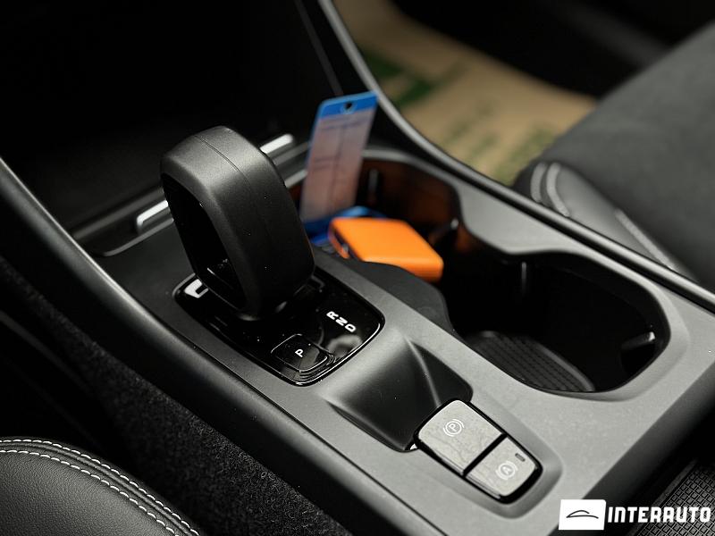 Volvo XC 40 15 volvo xc 40 2021