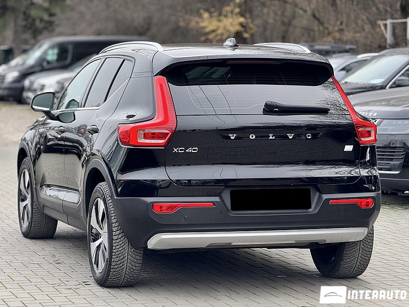 Volvo XC 40 2 volvo xc 40 2021