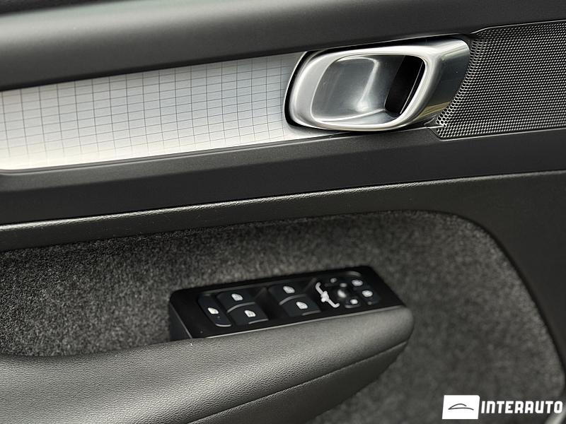 Volvo XC 40 8 volvo xc 40 2021