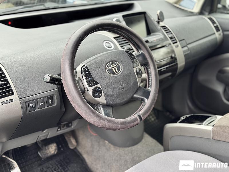 Toyota Prius 9 toyota prius 2008