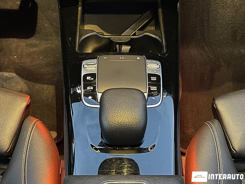 Mercedes A 180 11 mercedes a 180 2020