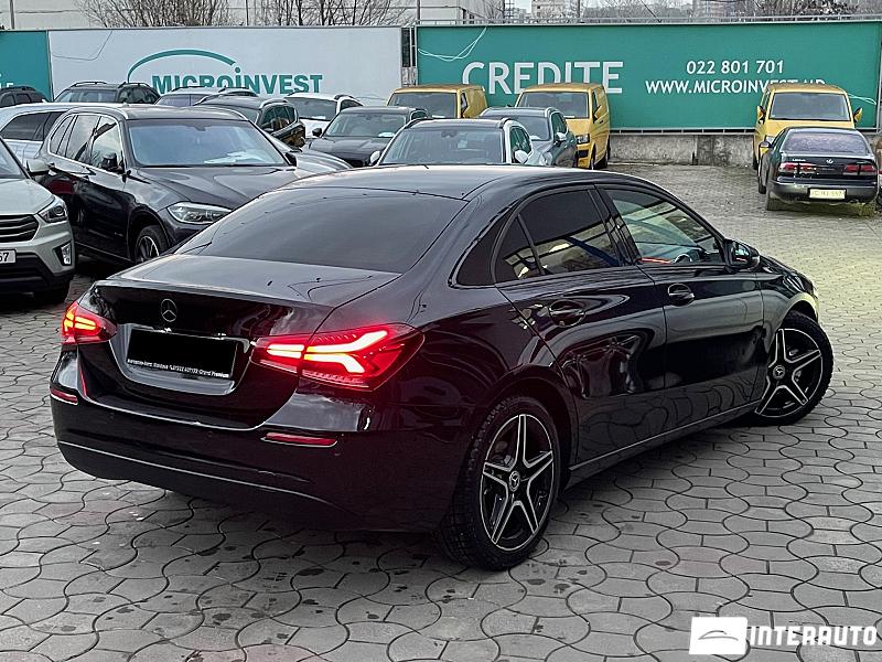 Mercedes A 180 3 mercedes a 180 2020