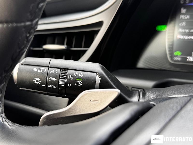 Lexus ES 300h 18 lexus es 300h 2023