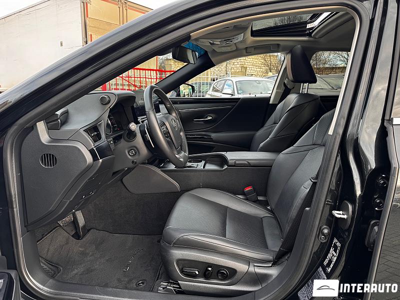 Lexus ES 300h 5 lexus es 300h 2023