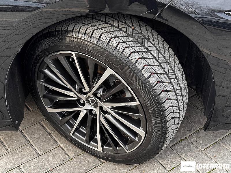 Lexus ES 300h 21 lexus es 300h 2023