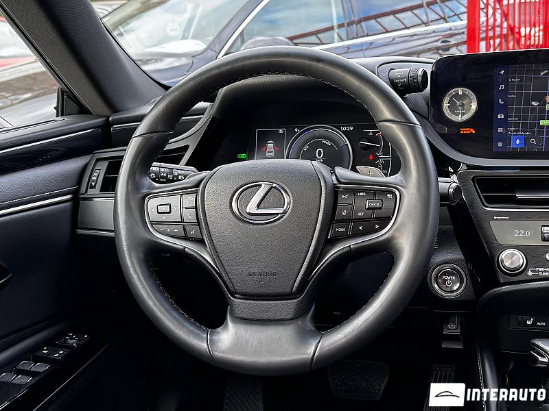 Lexus ES 300h 7 lexus es 300h 2023