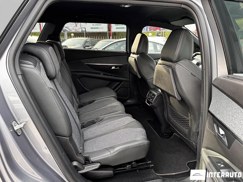 Peugeot 5008 15 peugeot 5008 2020