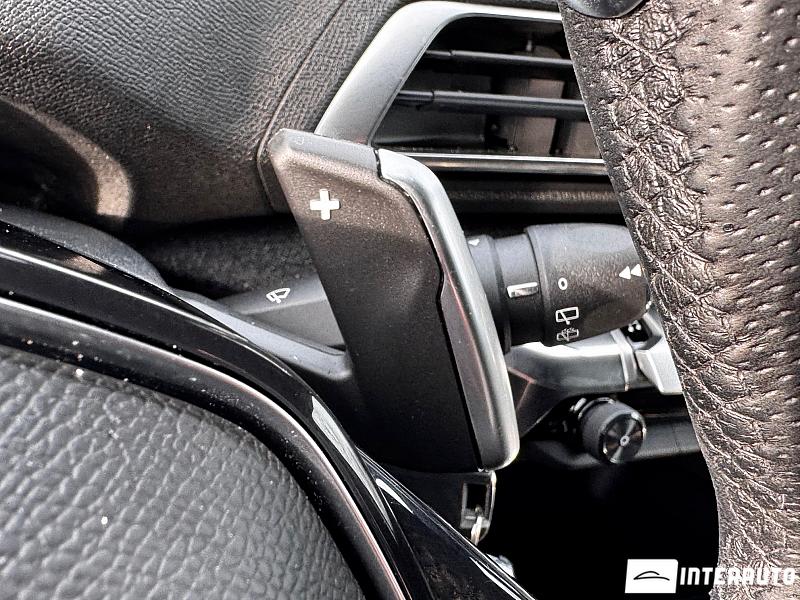 Peugeot 5008 11 peugeot 5008 2020