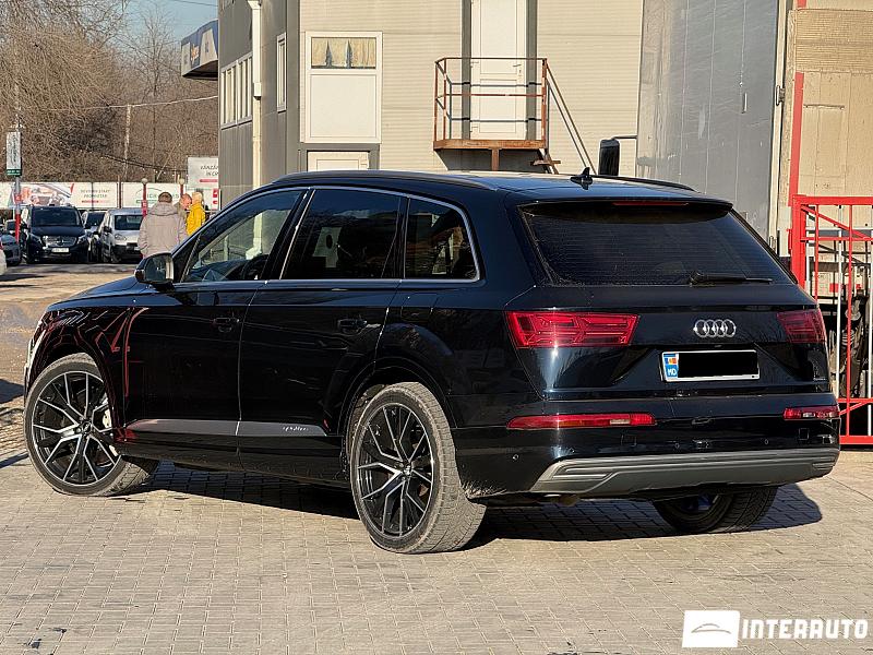 Audi Q7 E-Tron 4 audi q7 e-tron 2016