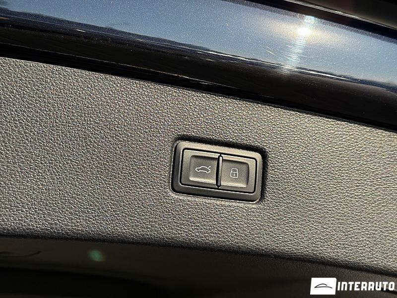 Audi Q7 E-Tron 20 audi q7 e-tron 2016